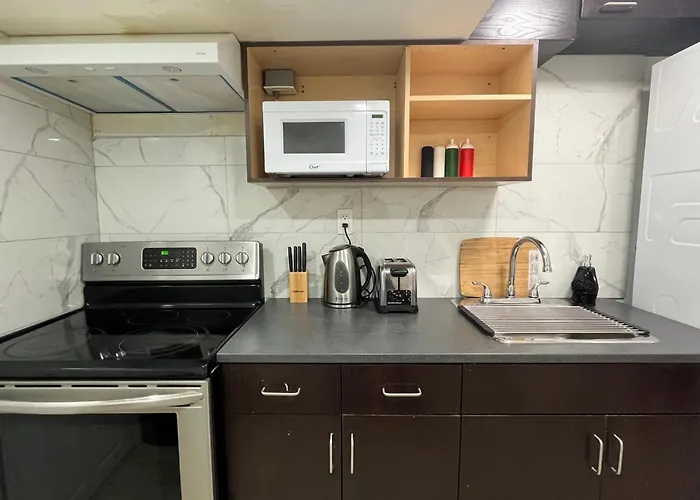 Entire Basement Apartment In Mississauga, Etobicoke