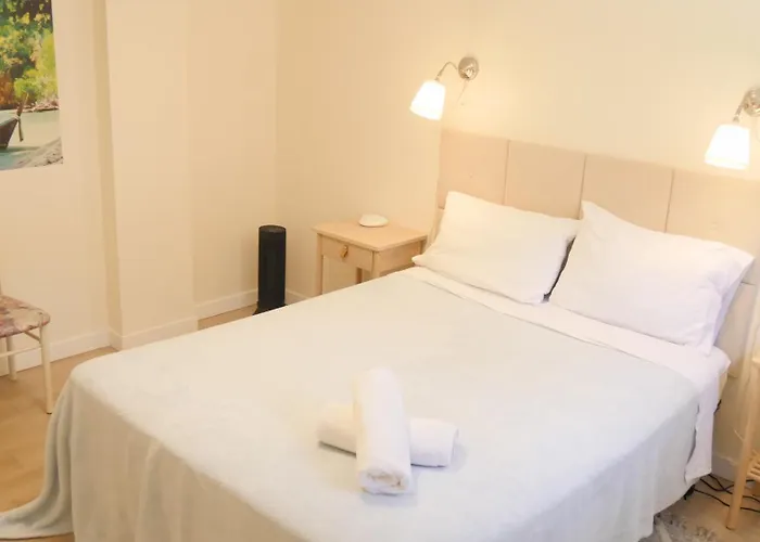 Applewood Gardens Apartment